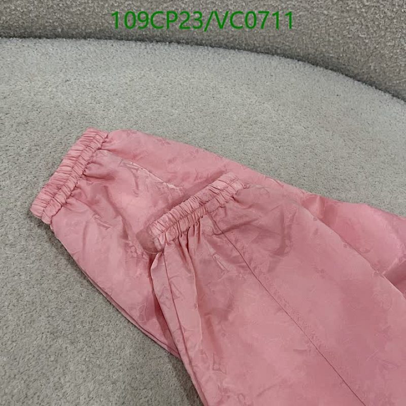 LV-Clothing Code: VC0711 $: 109USD