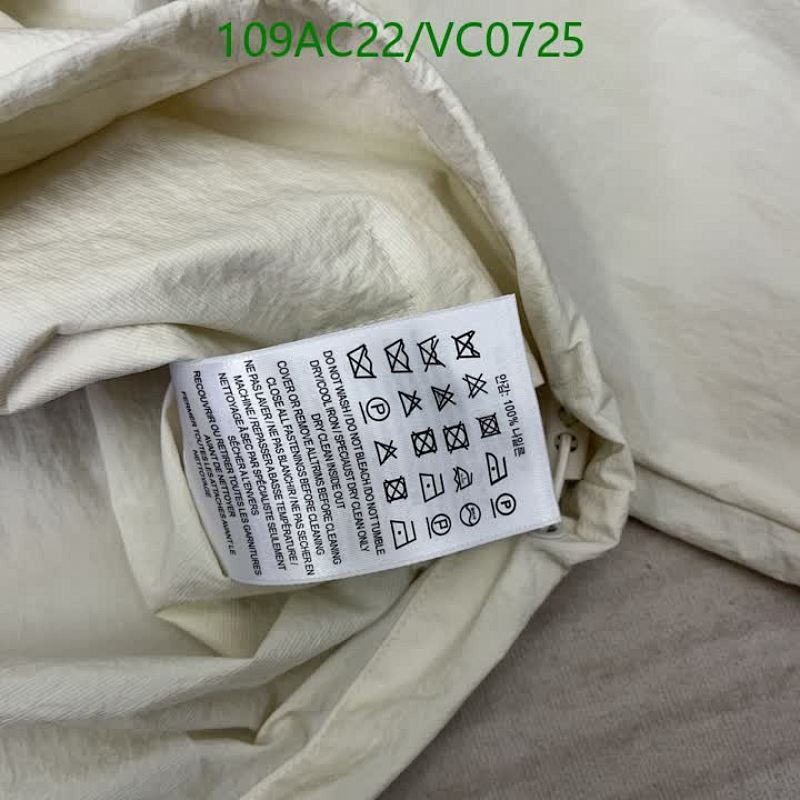 Burberry-Clothing Code: VC0725 $: 109USD