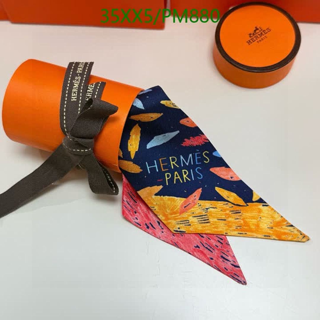 Hermes-Scarf Code: PM880 $: 35USD