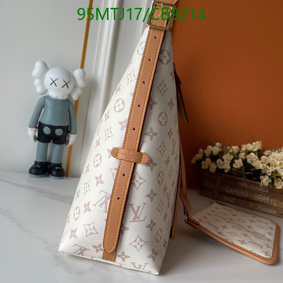 LV-Bag-4A Quality Code: CB9214 $: 95USD