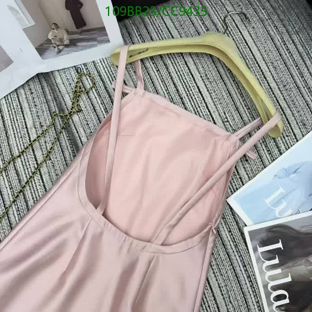 Miu Miu-Clothing Code: CC9435 $: 109USD