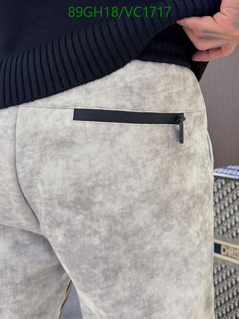 Moncler-Clothing Code: VC1717 $: 89USD