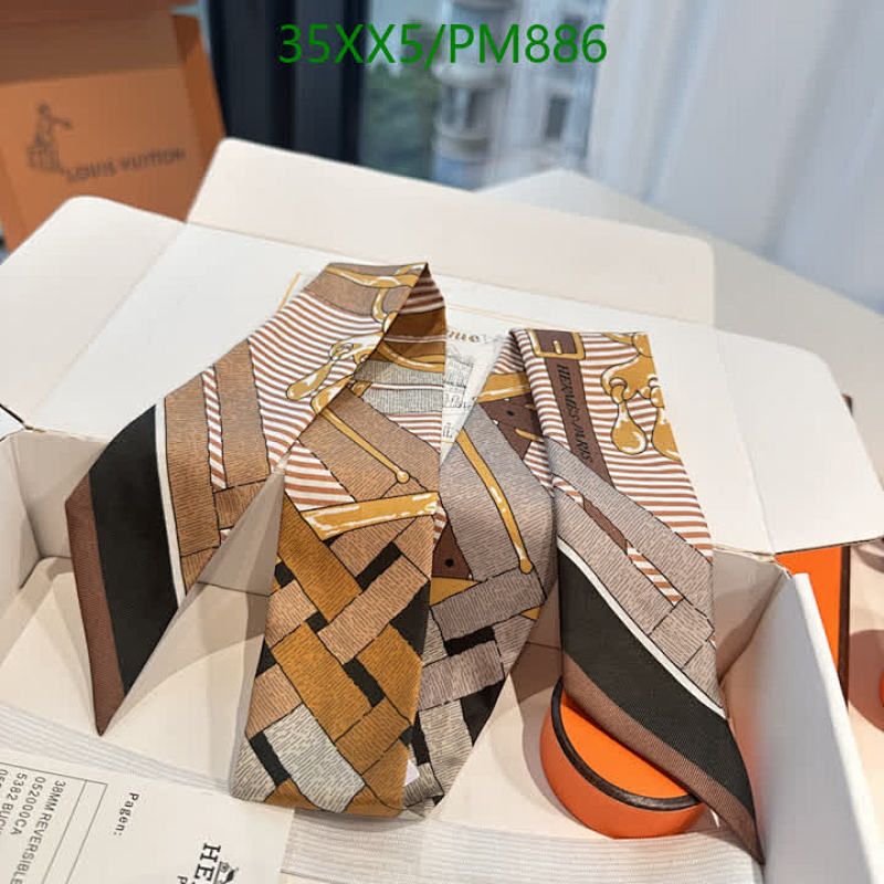 Hermes-Scarf Code: PM886 $: 35USD