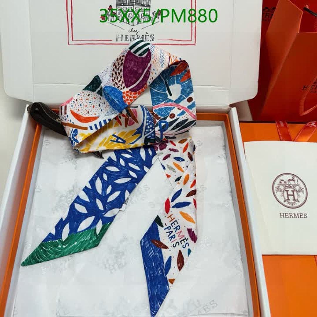 Hermes-Scarf Code: PM880 $: 35USD