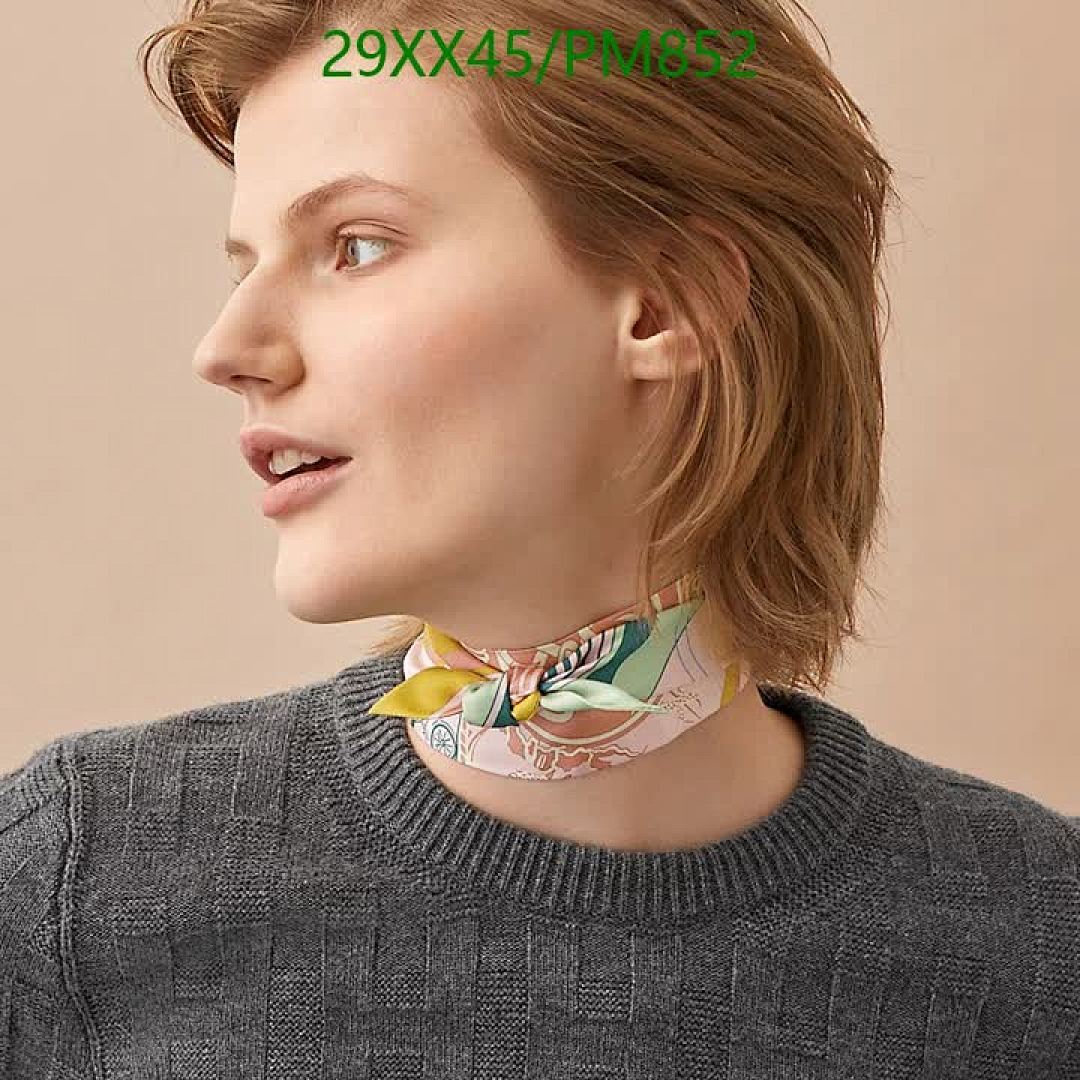 Hermes-Scarf Code: PM852 $: 29USD