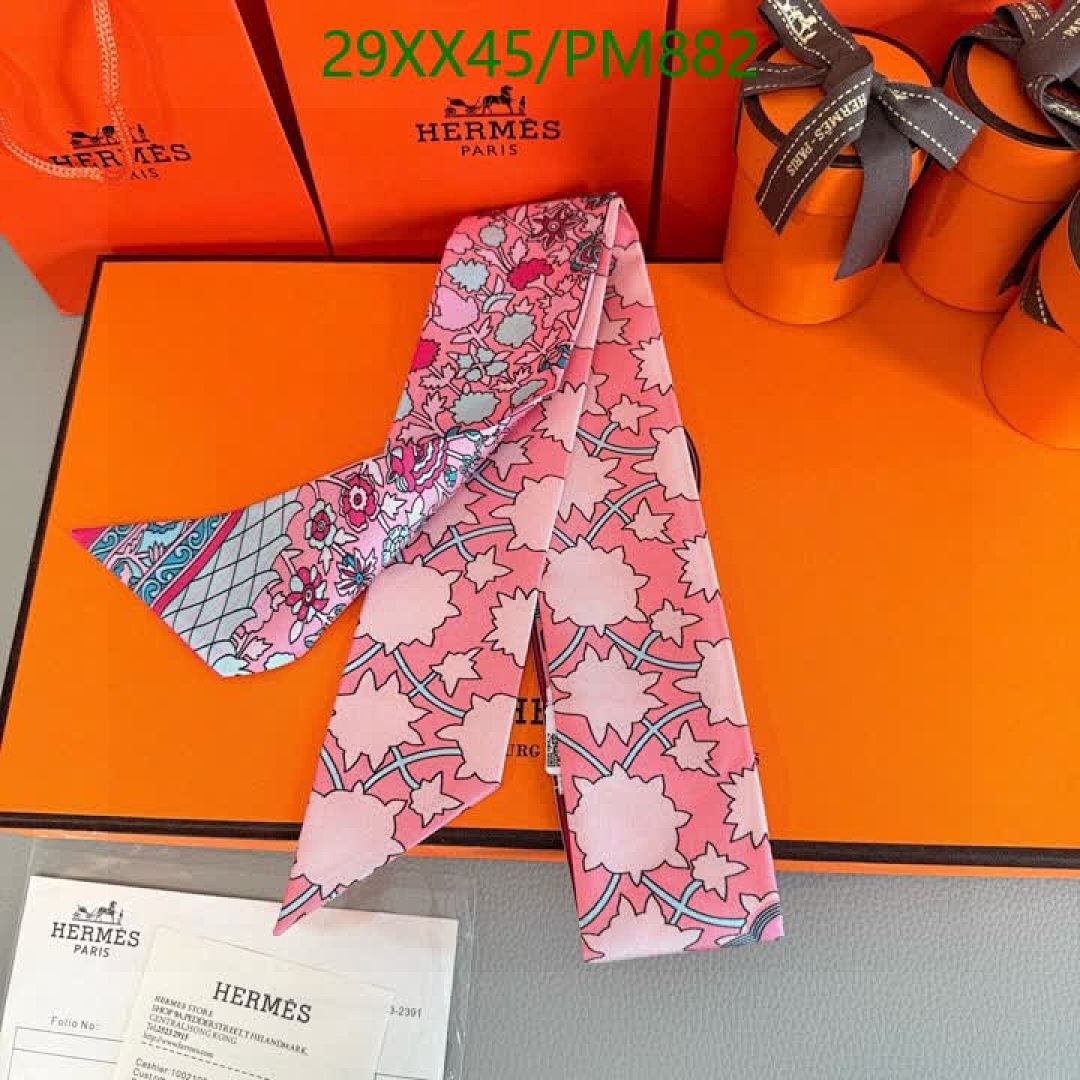 Hermes-Scarf Code: PM882 $: 29USD