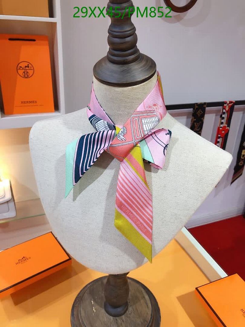 Hermes-Scarf Code: PM852 $: 29USD