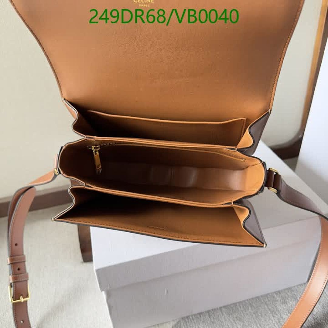 Celine-Bag-Mirror Quality Code: VB0040 $: 249USD