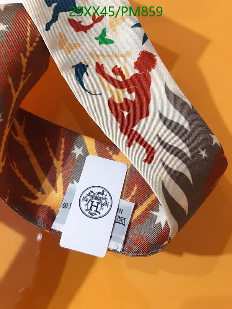 Hermes-Scarf Code: PM859 $: 29USD