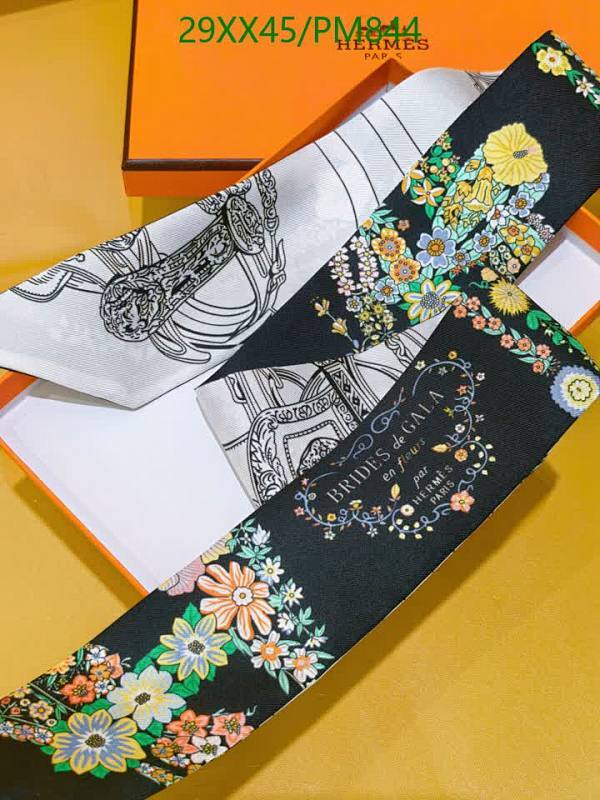 Hermes-Scarf Code: PM844 $: 29USD