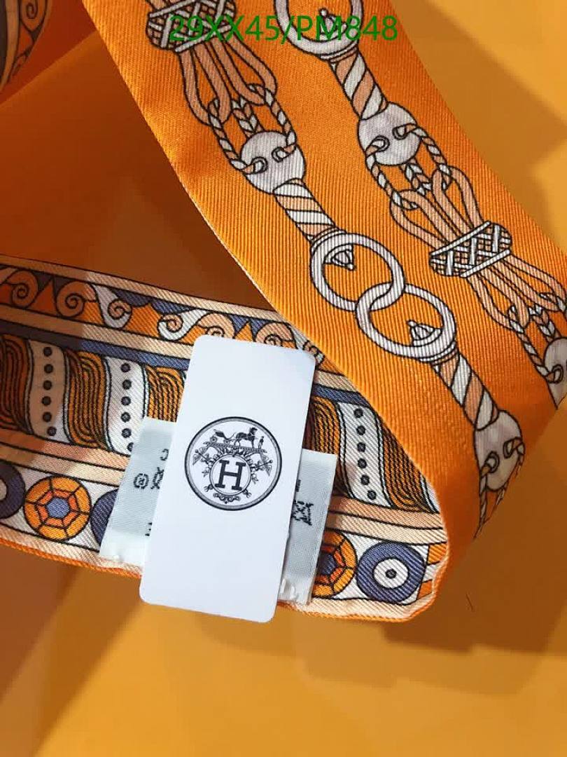 Hermes-Scarf Code: PM848 $: 29USD
