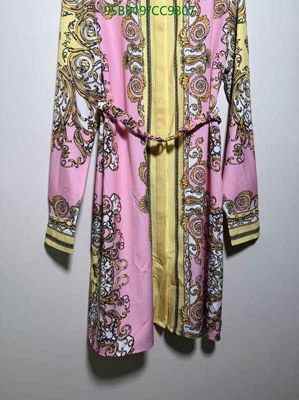 Versace-Clothing Code: CC9807 $: 95USD