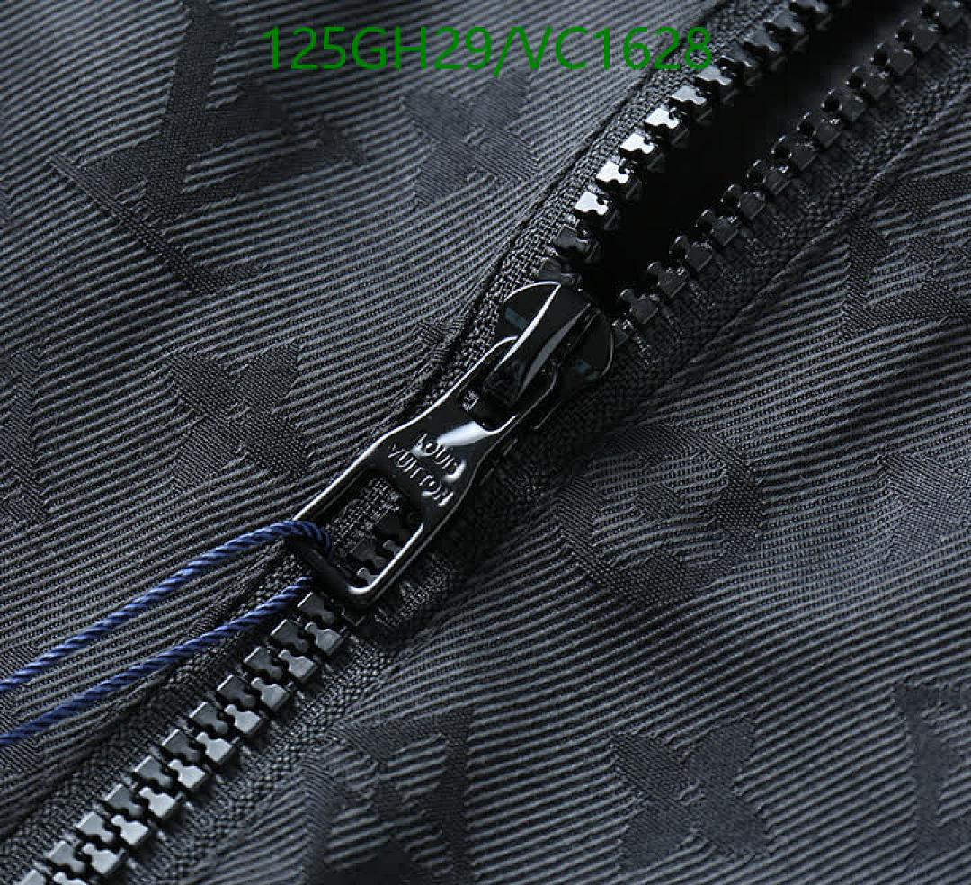 LV-Clothing Code: VC1628 $: 125USD