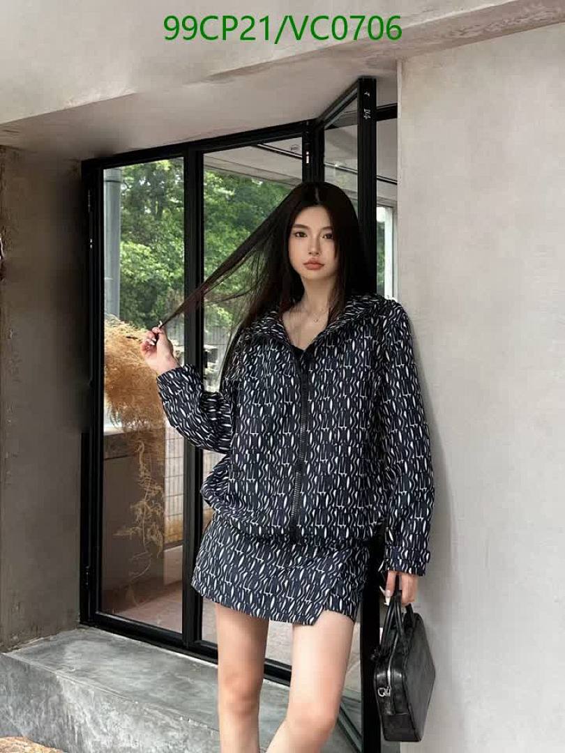 Dior-Clothing Code: VC0706 $: 99USD