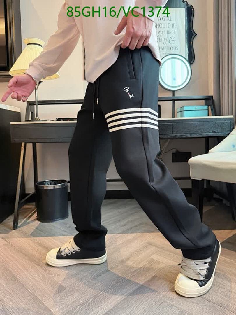 Burberry-Clothing Code: VC1374 $: 85USD