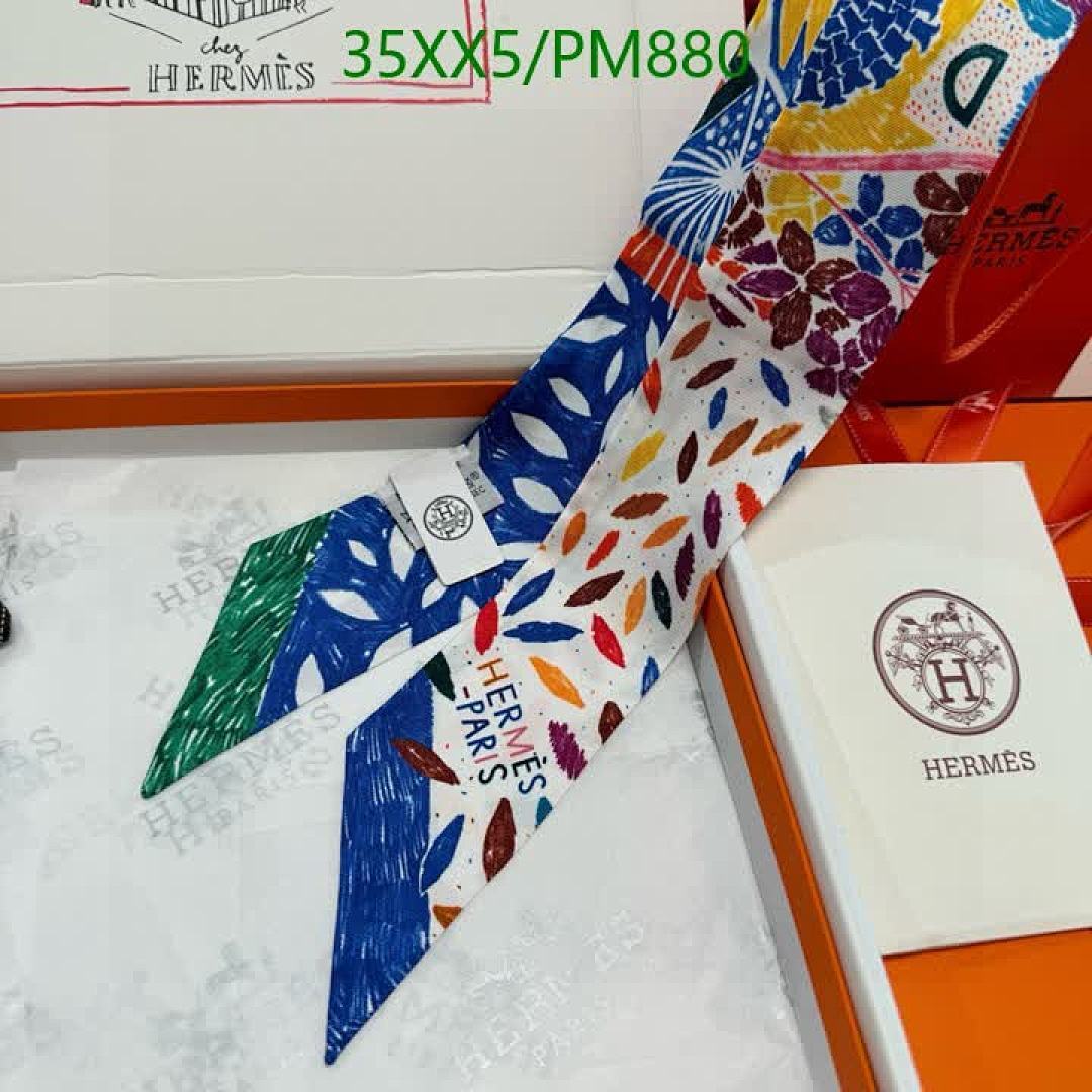 Hermes-Scarf Code: PM880 $: 35USD