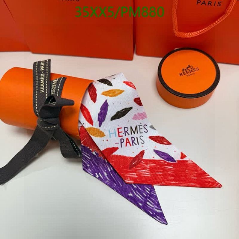Hermes-Scarf Code: PM880 $: 35USD