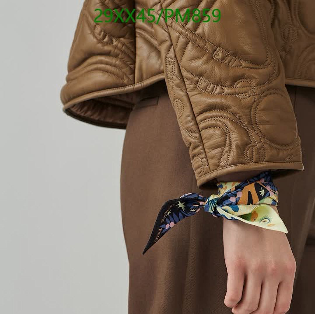 Hermes-Scarf Code: PM859 $: 29USD