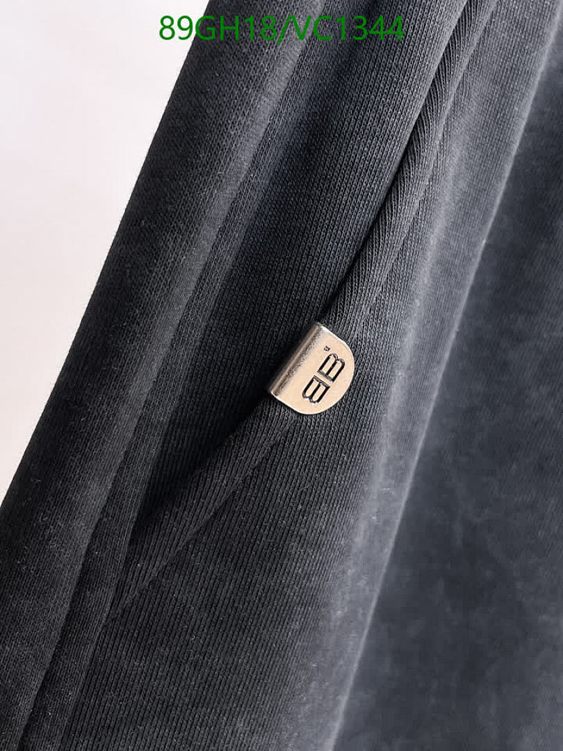 Balenciaga-Clothing Code: VC1344 $: 89USD