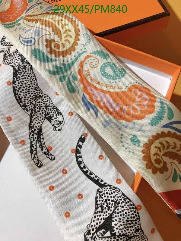 Hermes-Scarf Code: PM840 $: 29USD