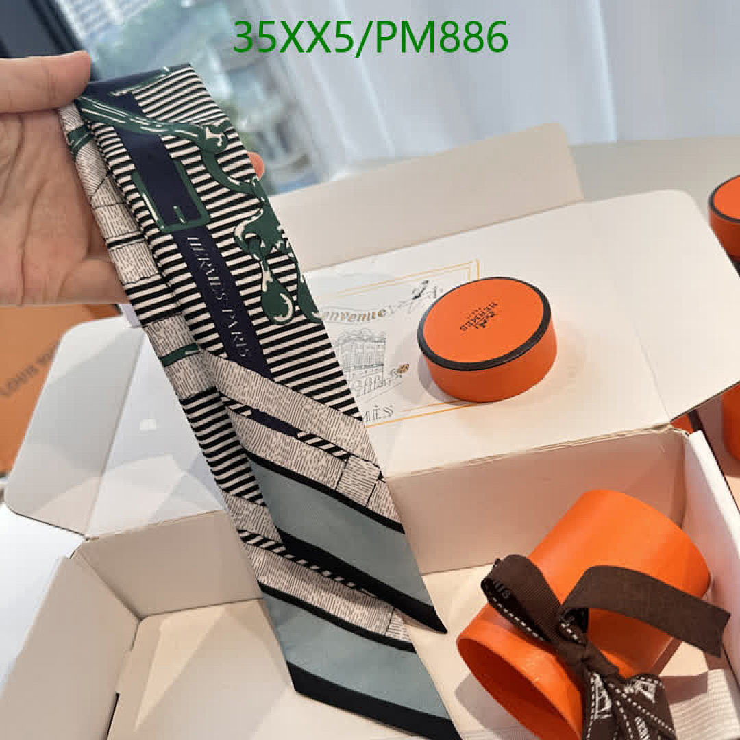 Hermes-Scarf Code: PM886 $: 35USD