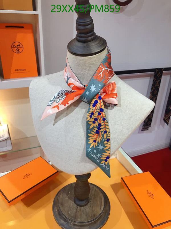 Hermes-Scarf Code: PM859 $: 29USD