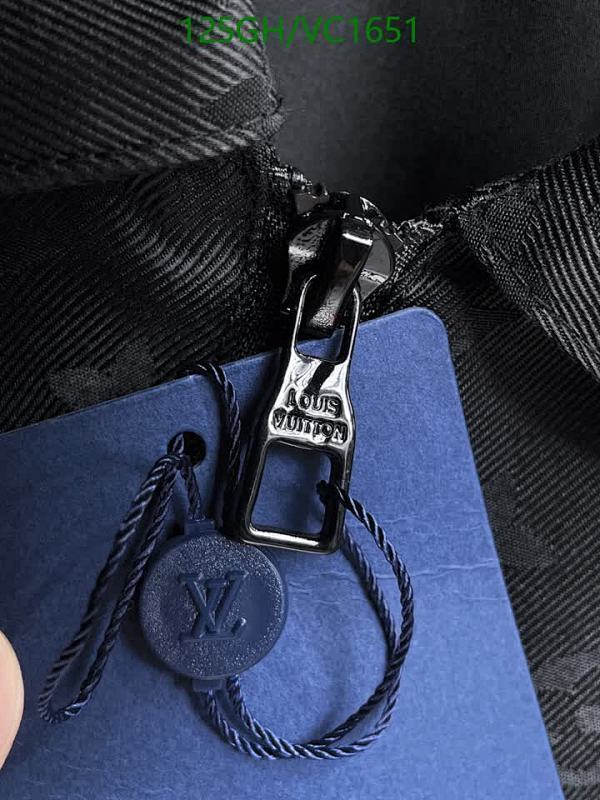 LV-Clothing Code: VC1651 $: 125USD