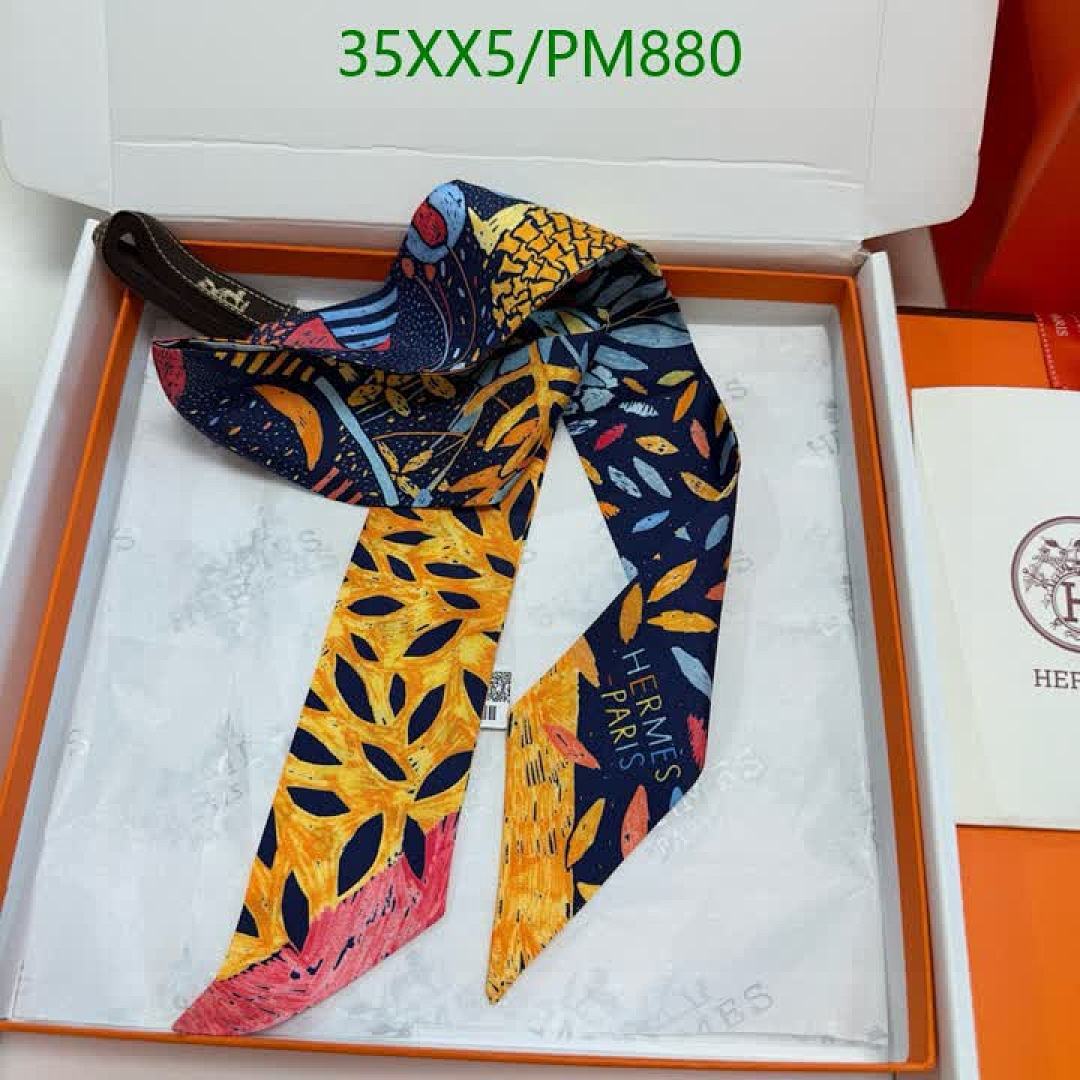 Hermes-Scarf Code: PM880 $: 35USD