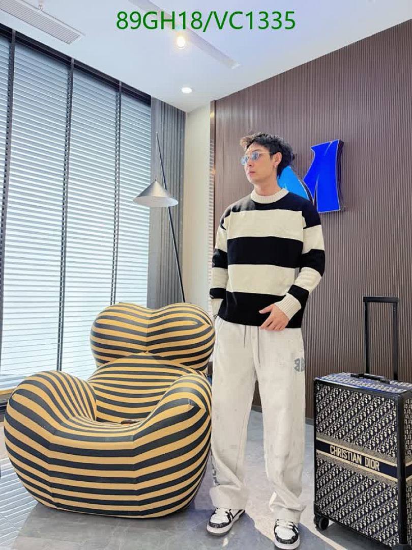 Balenciaga-Clothing Code: VC1335 $: 89USD