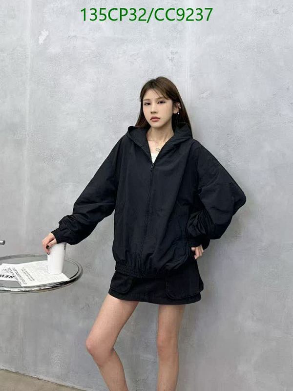 Balenciaga-Clothing Code: CC9237 $: 135USD