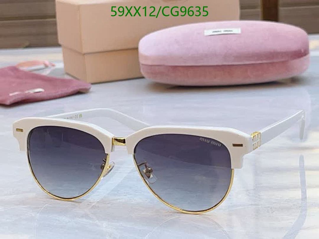 Miu Miu-Glasses Code: CG9635 $: 59USD