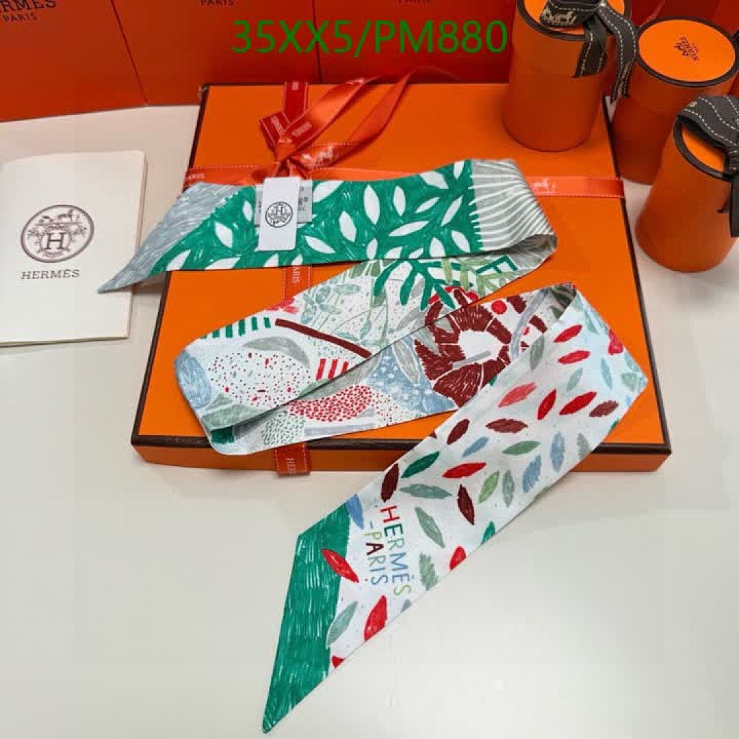 Hermes-Scarf Code: PM880 $: 35USD