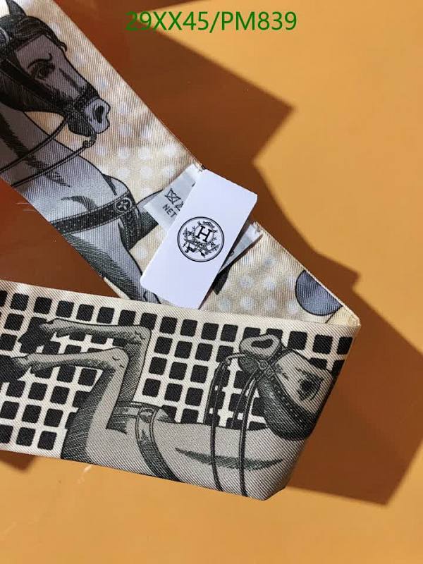 Hermes-Scarf Code: PM839 $: 29USD