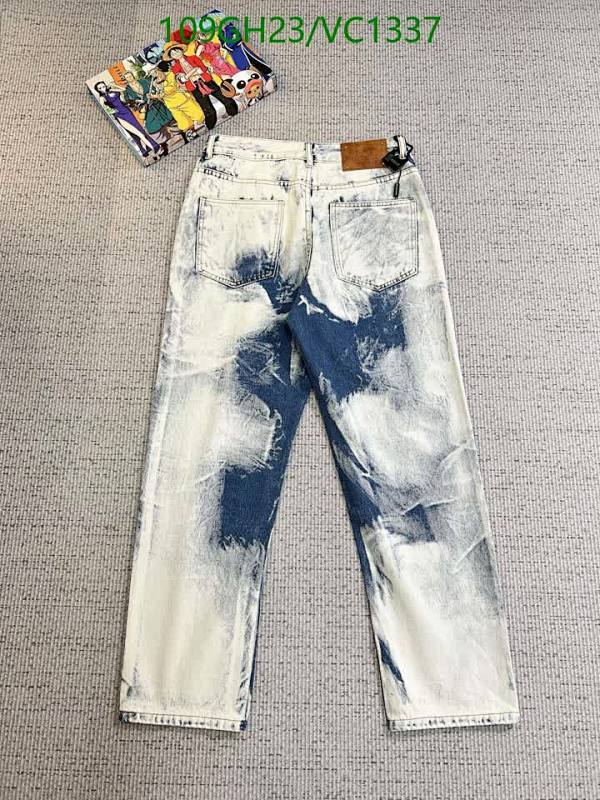 Balenciaga-Clothing Code: VC1337 $: 109USD