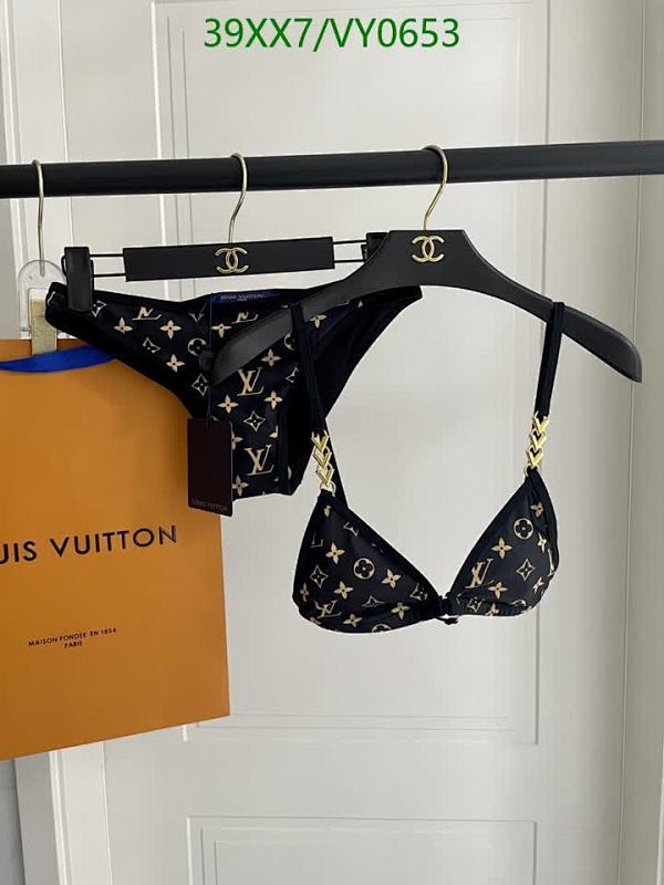 LV-Swimsuit Code: VY0653 $: 39USD