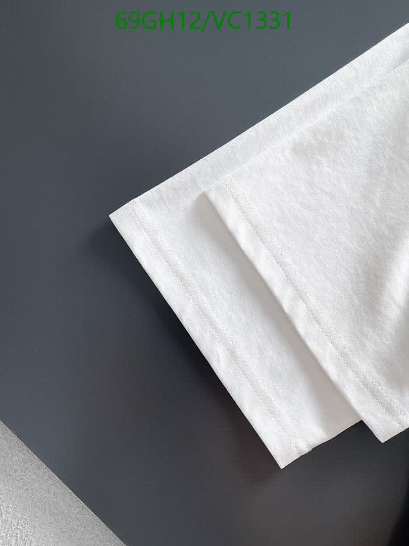 Balenciaga-Clothing Code: VC1331 $: 69USD