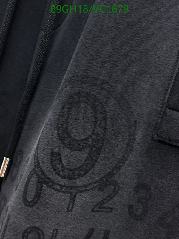 Maison Margiela-Clothing Code: VC1679 $: 89USD