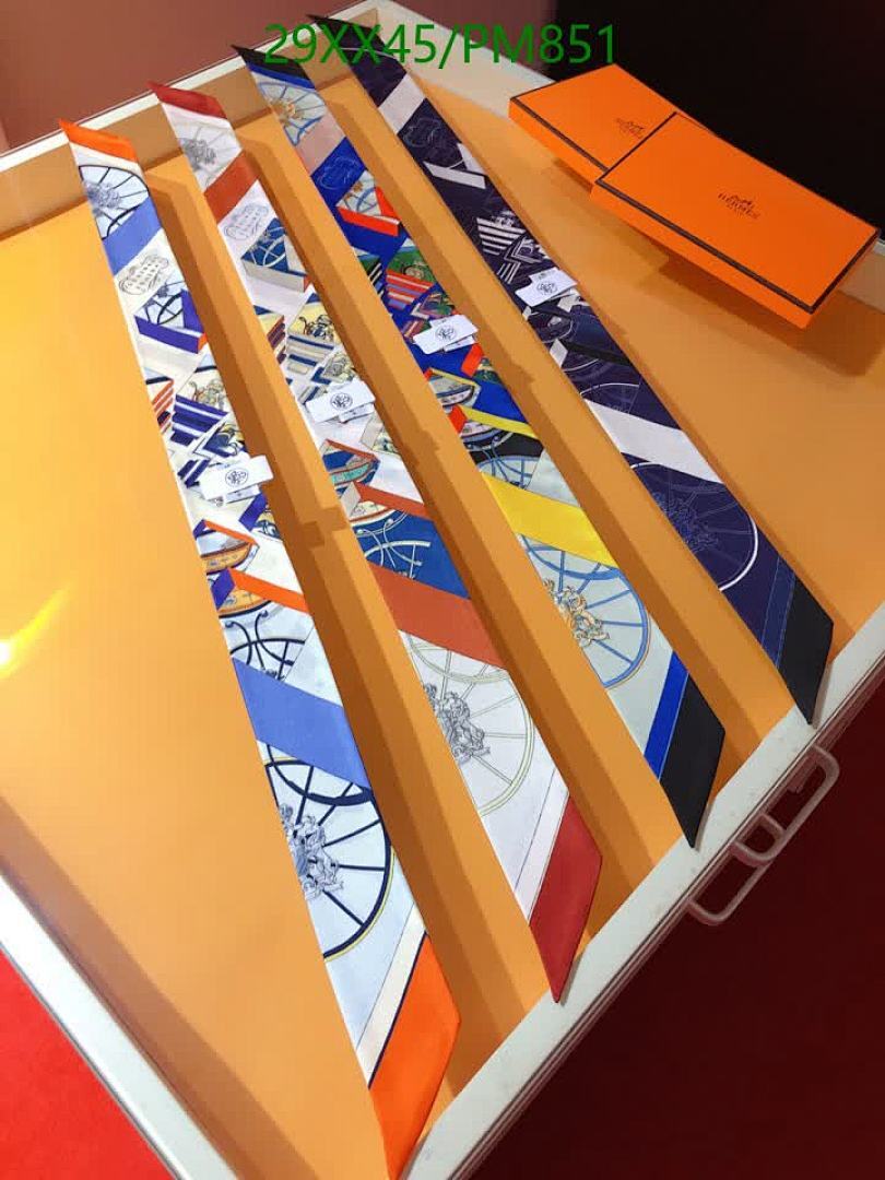 Hermes-Scarf Code: PM851 $: 29USD