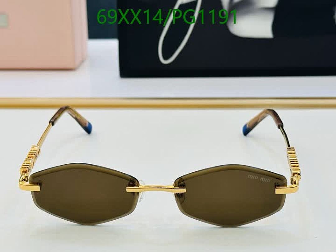 Miu Miu-Glasses Code: PG1191 $: 69USD