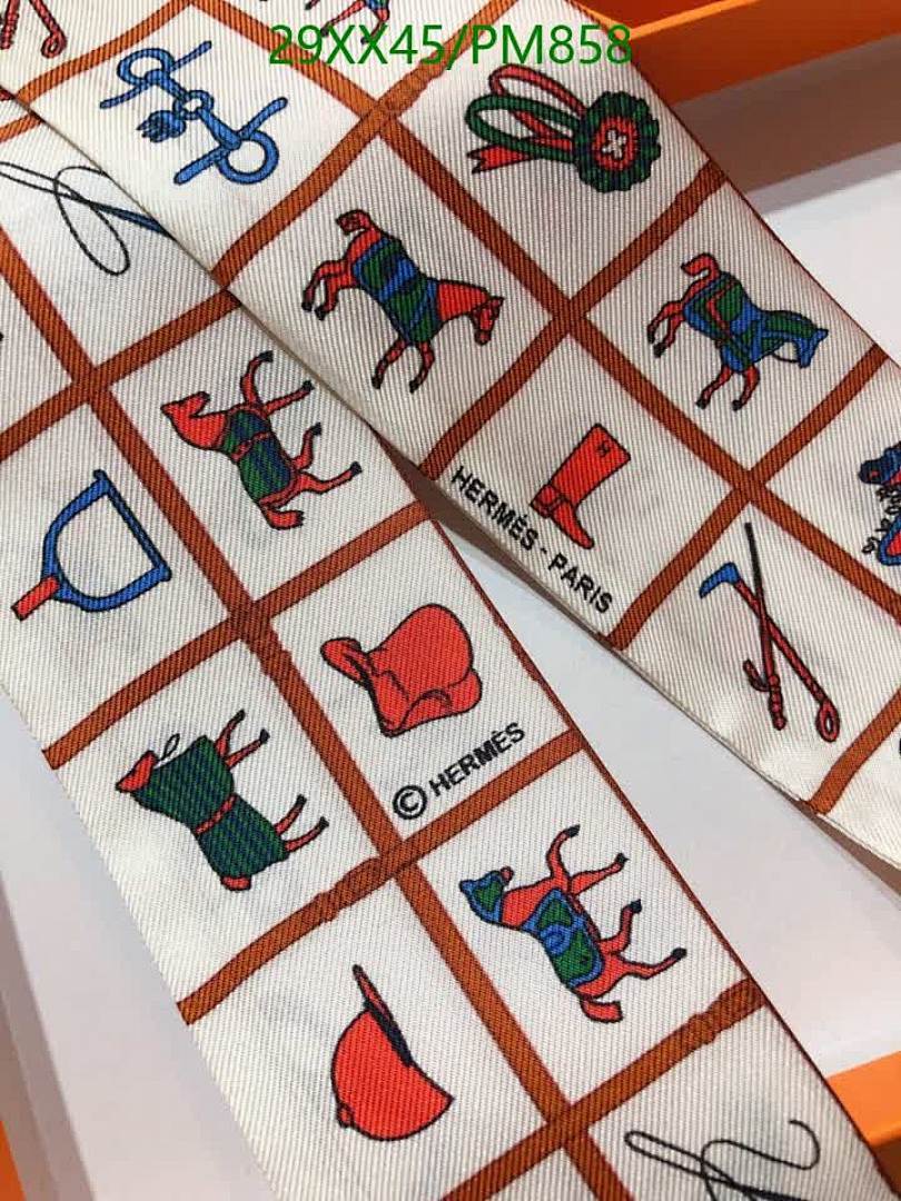 Hermes-Scarf Code: PM858 $: 29USD