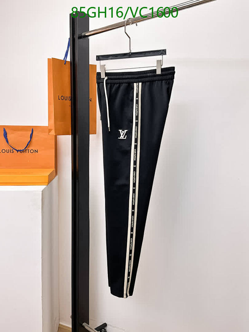 LV-Clothing Code: VC1600 $: 85USD