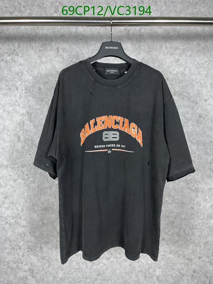 Balenciaga-Clothing Code: VC3194 $: 69USD