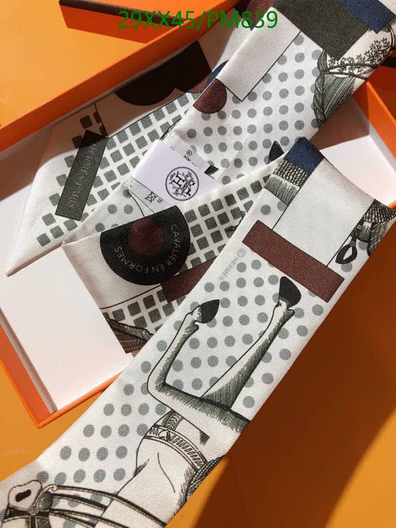 Hermes-Scarf Code: PM839 $: 29USD