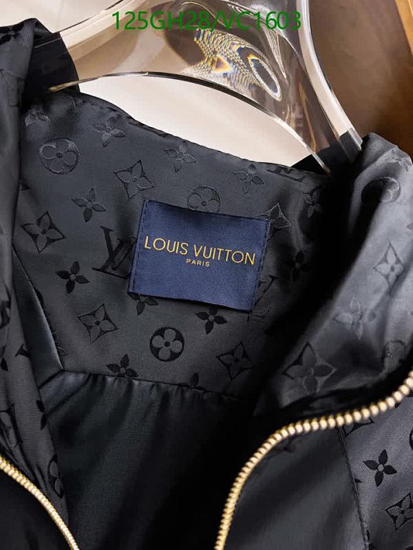 LV-Clothing Code: VC1603 $: 125USD