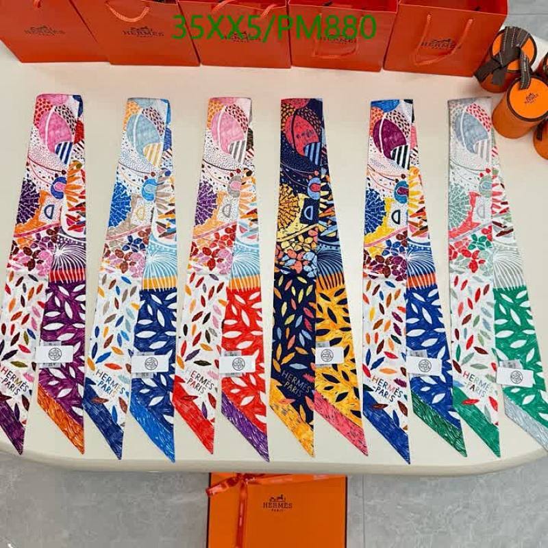 Hermes-Scarf Code: PM880 $: 35USD
