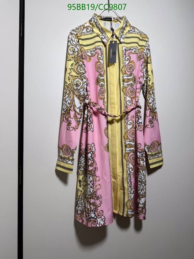 Versace-Clothing Code: CC9807 $: 95USD