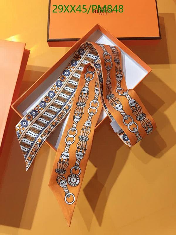 Hermes-Scarf Code: PM848 $: 29USD