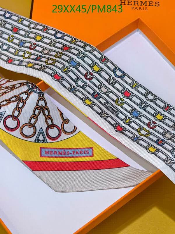 Hermes-Scarf Code: PM843 $: 29USD