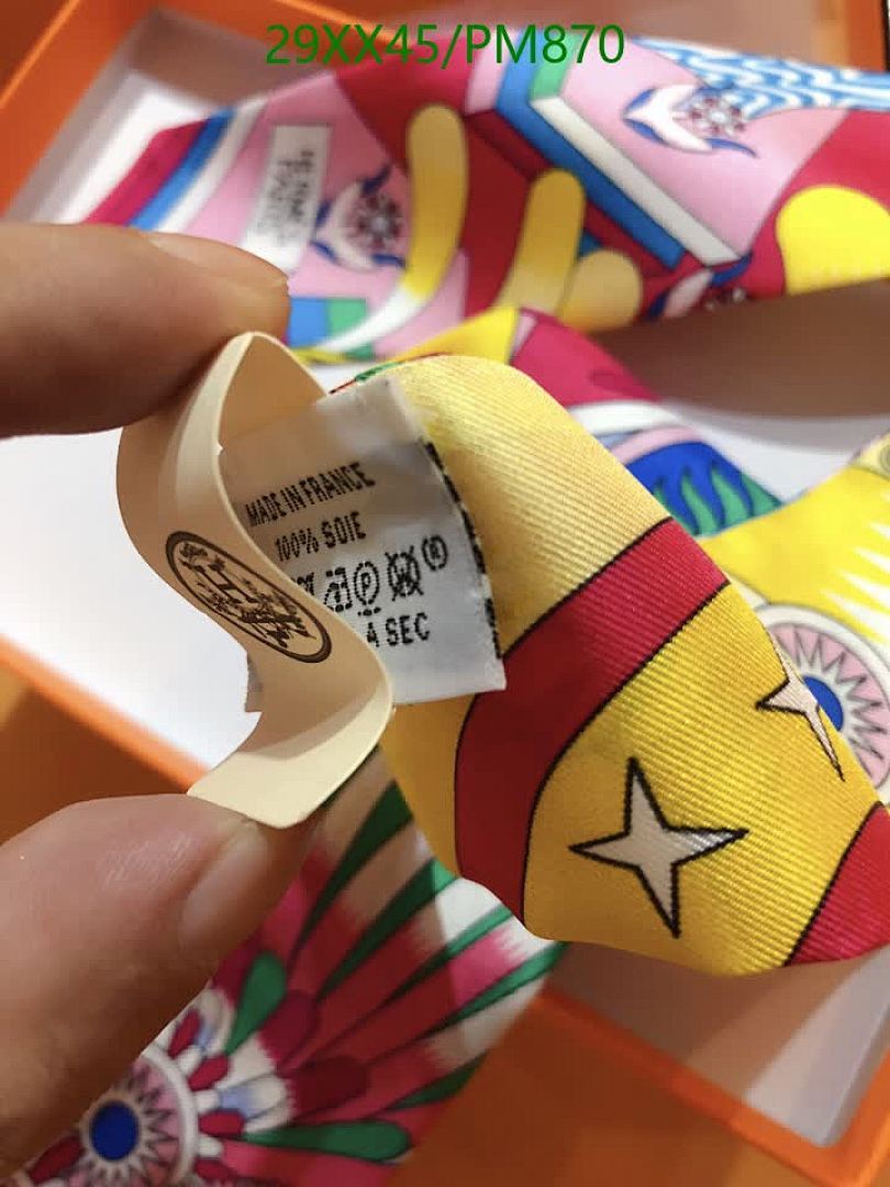 Hermes-Scarf Code: PM870 $: 29USD