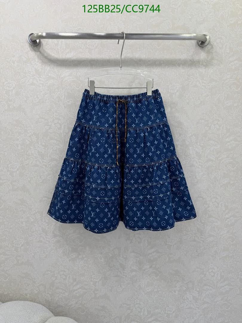 LV-Clothing Code: CC9744 $: 125USD